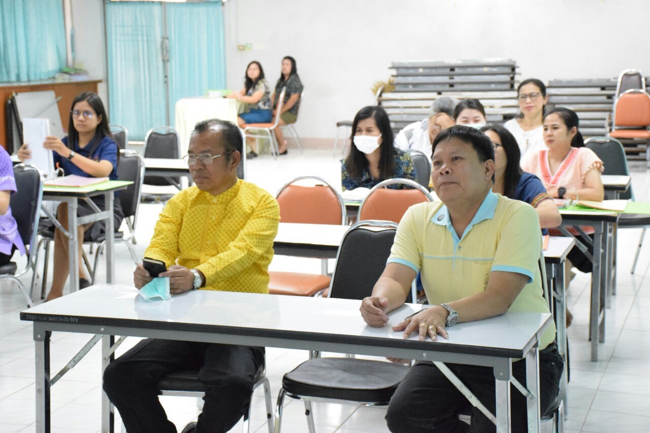 ประชุมเพื่อเตรียมความพร้อมงานประกันวิทยาลัยอาชีวศึกษากาญจนบุรี